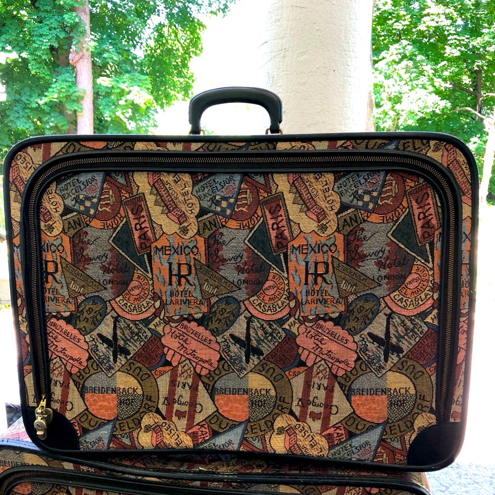 Vintage 50’s World Traveler Luggage by Munro